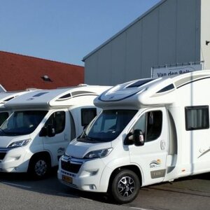 Van den Belt Caravan & Camper image 1
