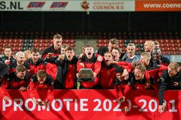 Go Ahead Eagles flikt het in bizarre laatste speelronde