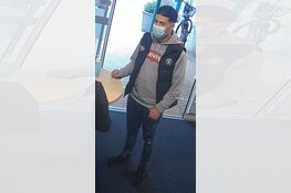 Gezocht: Man slachtoffer van bankpasfraude, politie zoekt herkenning