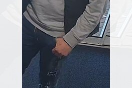 Gezocht: Man slachtoffer van bankpasfraude, politie zoekt herkenning