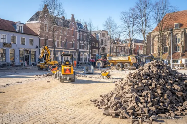 Lebuinuspleinen worden mooi, maar nog even geduld
