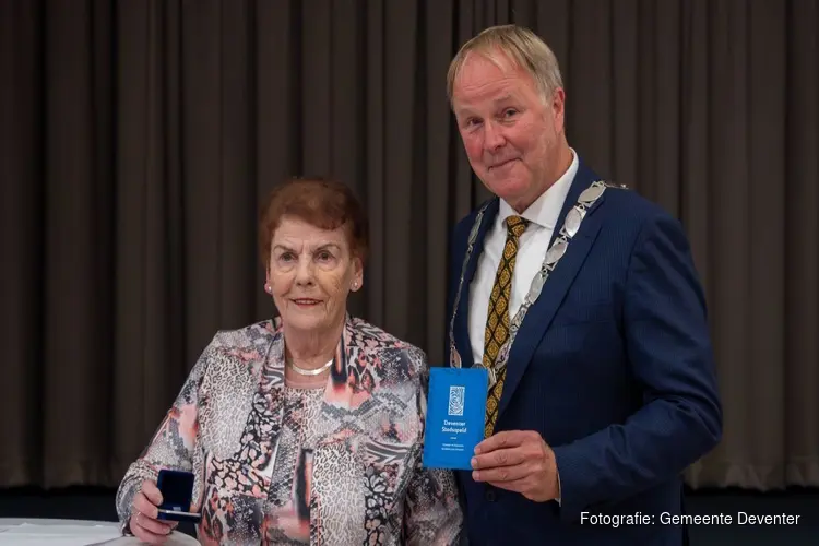Deventer Stadsspeld voor mevrouw van Vilsteren-Reins