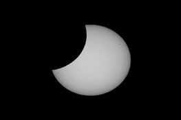 Zaterdag 29 maart: een gedeeltelijke zonsverduistering op Volkssterrenwacht Bussloo