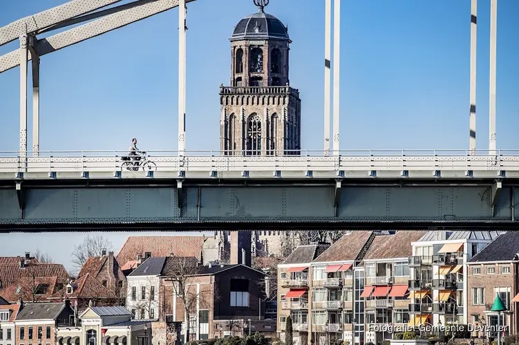 Maand van Centrum&Schil: lezingen, rondleidingen, expositie in Stadsetalage