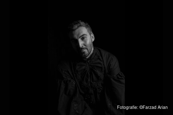 Opera- en kamermuziek zanger Igor Popov met nieuwe programma Hare Hoogheid Het Lied in Deventer