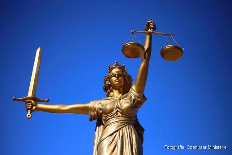Mishandeling in Openbaar Vervoer Bevrijdingsdag Zwolle: OM eist gevangenisstraf