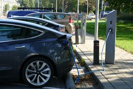 Goedkoopste en duurste laadpaal: in Overijssel prijsverschil tot ruim € 66 voor een volle batterij