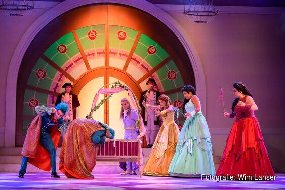 Doornroosje De Musical in Deventer Schouwburg