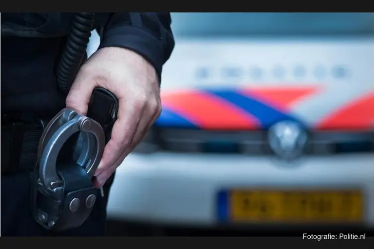 Twee personen aangehouden na mogelijke dreiging met vuurwapen