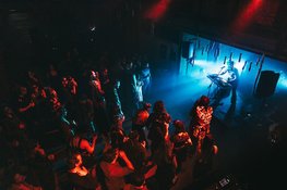 Muziek, kunst en zelfexpressie bij nachtfestival Midnight Masquerade