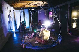 Muziek, kunst en zelfexpressie bij nachtfestival Midnight Masquerade
