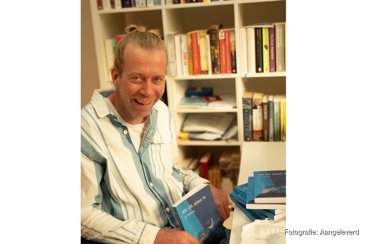 Van kroeg tot rolstoel: Deventenaar Jip Dijkstra schrijft boek over leven met MS